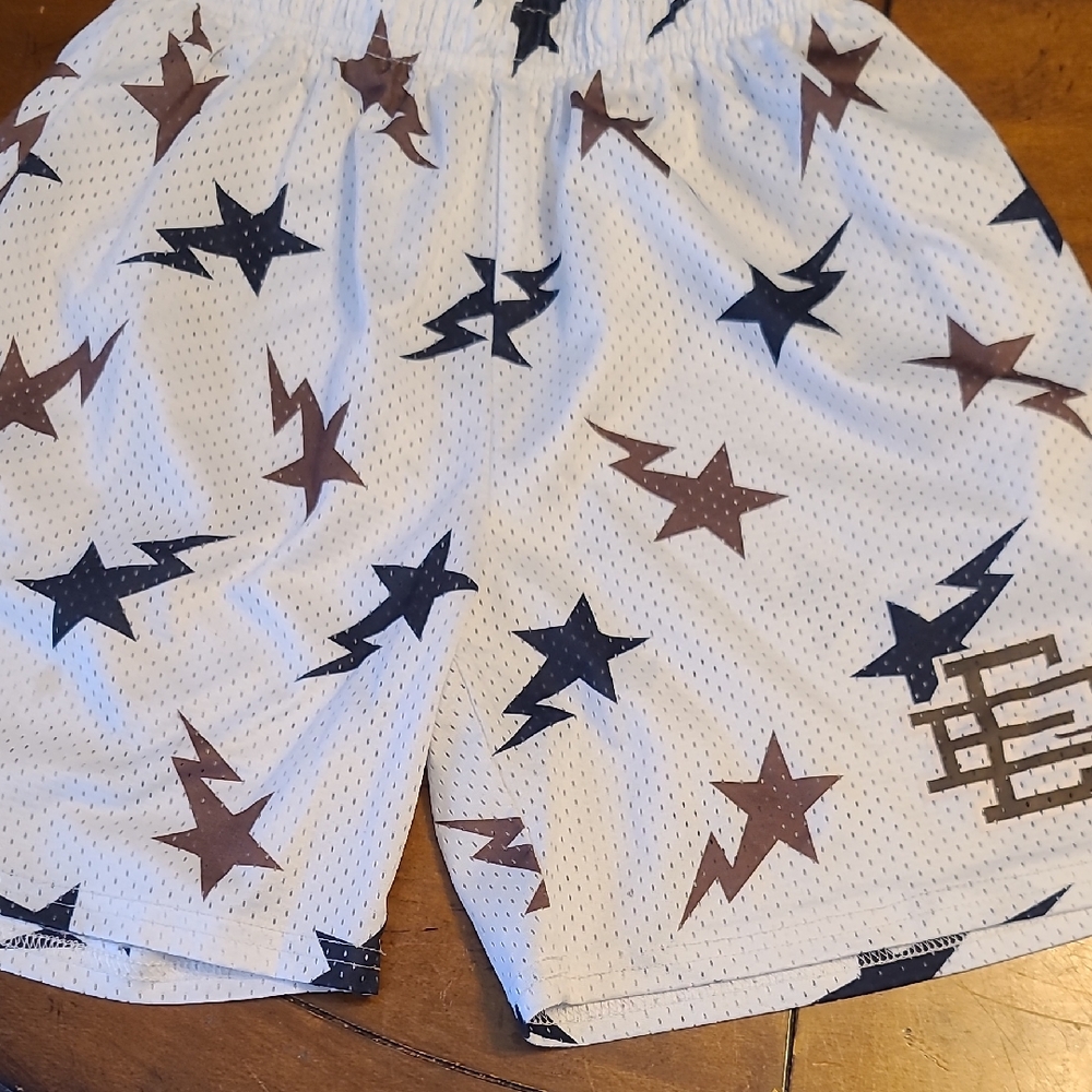 Eric Emanuel White and Brown Star Lightning Men's Shorts Size Large